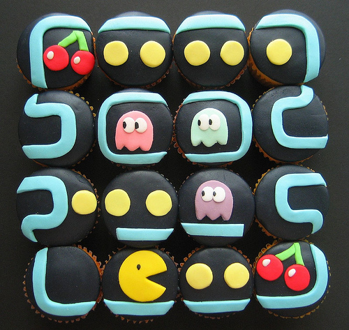 20110206141530-pacman-cupcakes-1-.jpg